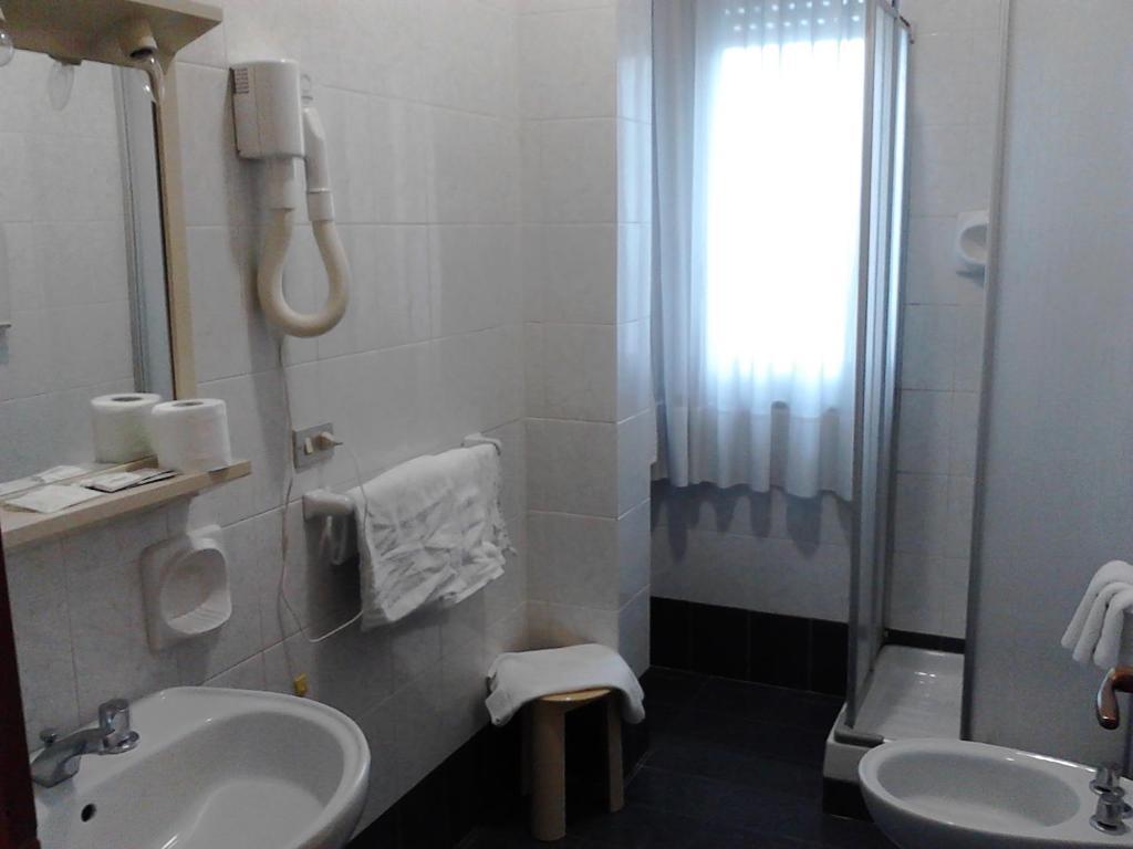 Motel Forum Polla Phòng bức ảnh